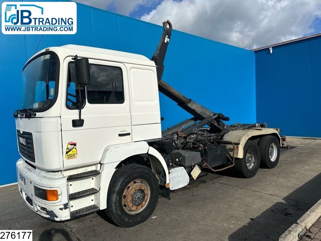 MAN 26 400 6x4, EURO 2, Steel suspension, Manual, Retarder