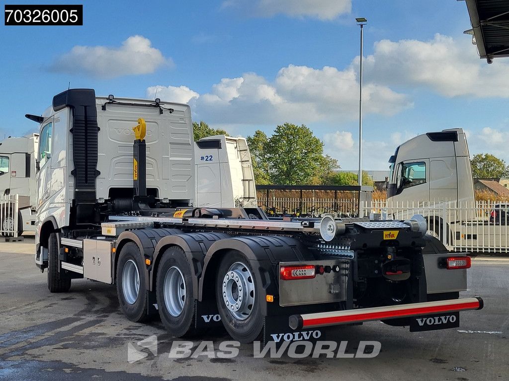 Volvo FH Aero 540 8X4 NEW! HYVA 30-62 S Heavy Durt Containersystem Lift+steering axle VEB+ Euro 6