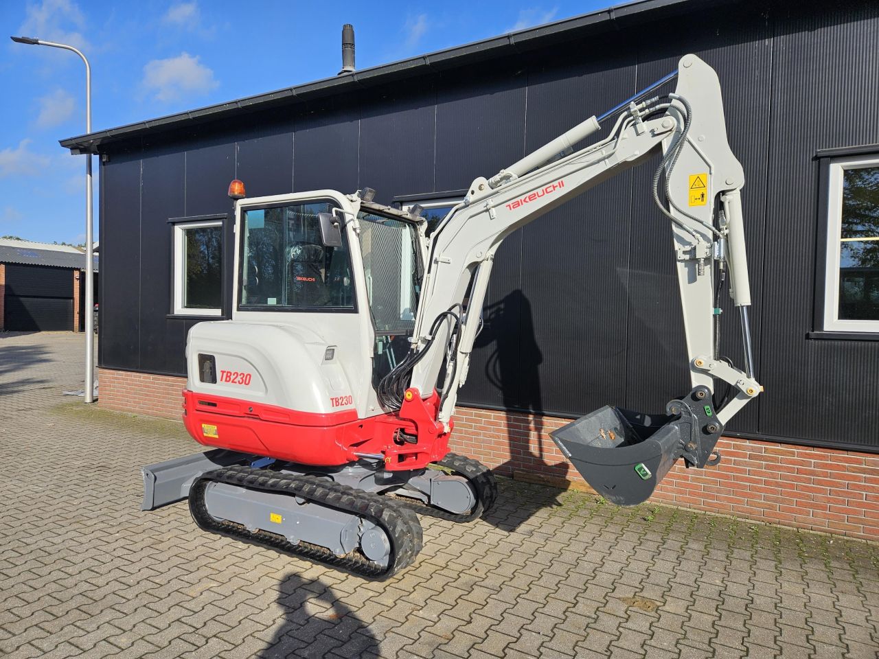 Takeuchi TB230