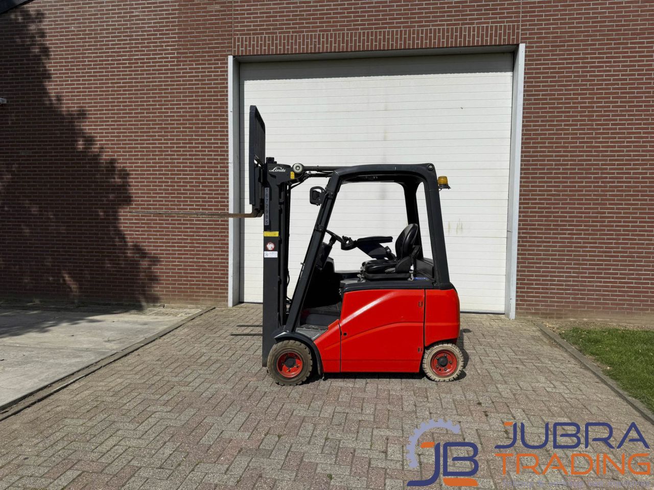 Linde E20PH-01 Electric Forklift | 2014 | 10300H | 2T | 4.6M