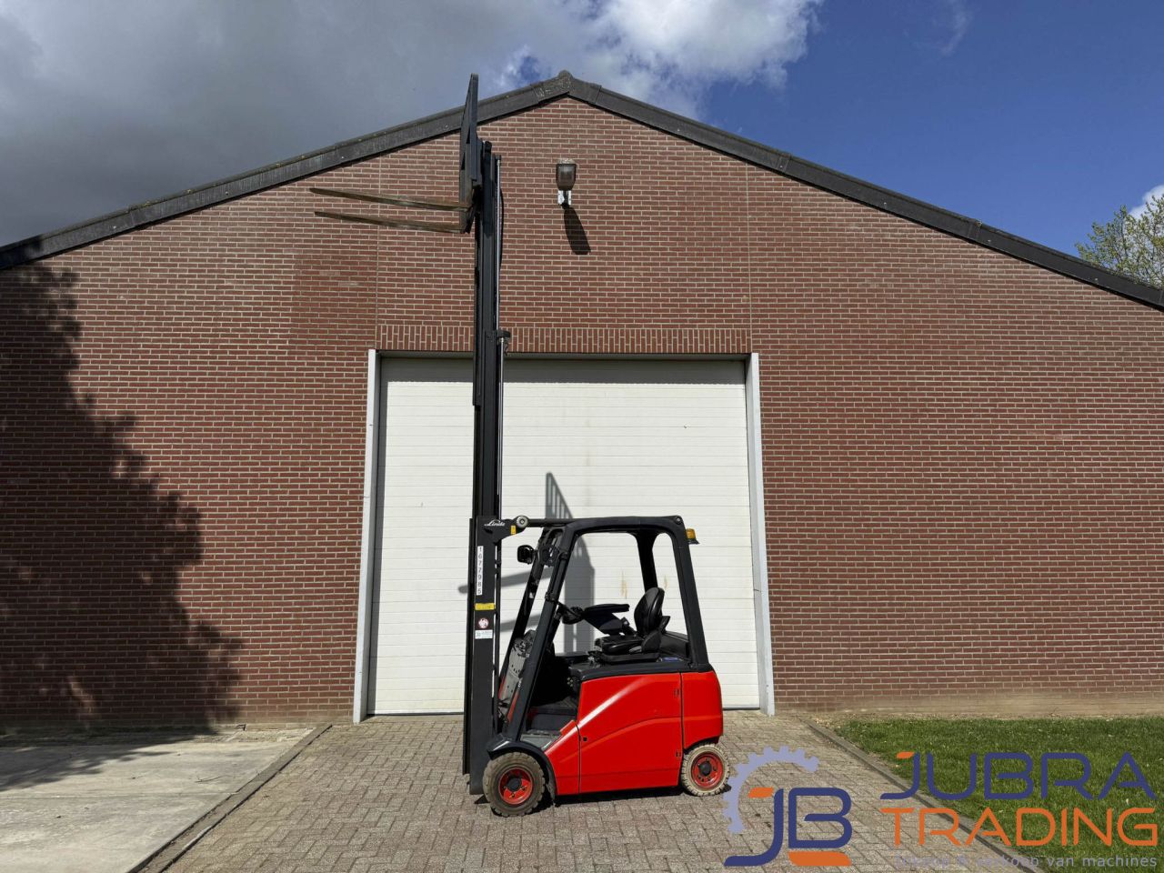 Linde E20PH-01 Electric Forklift | 2014 | 10300H | 2T | 4.6M