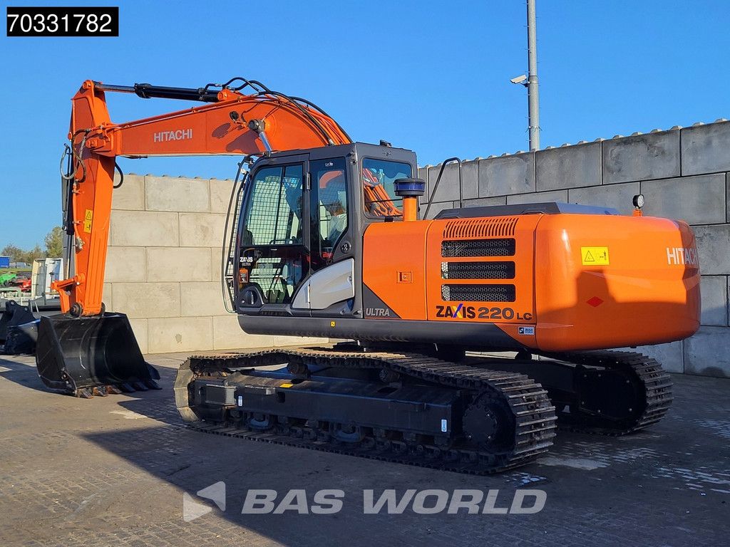 Hitachi ZX220 LC-5G