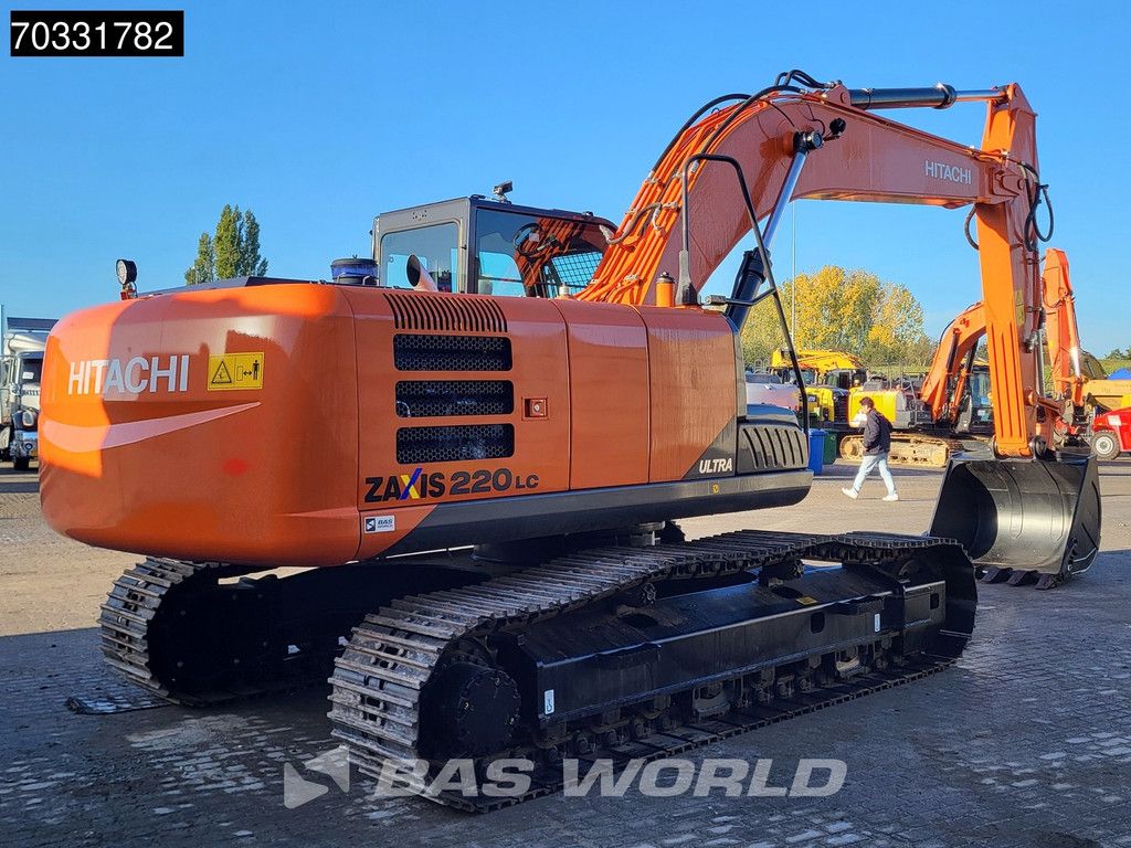 Hitachi ZX220 LC-5G