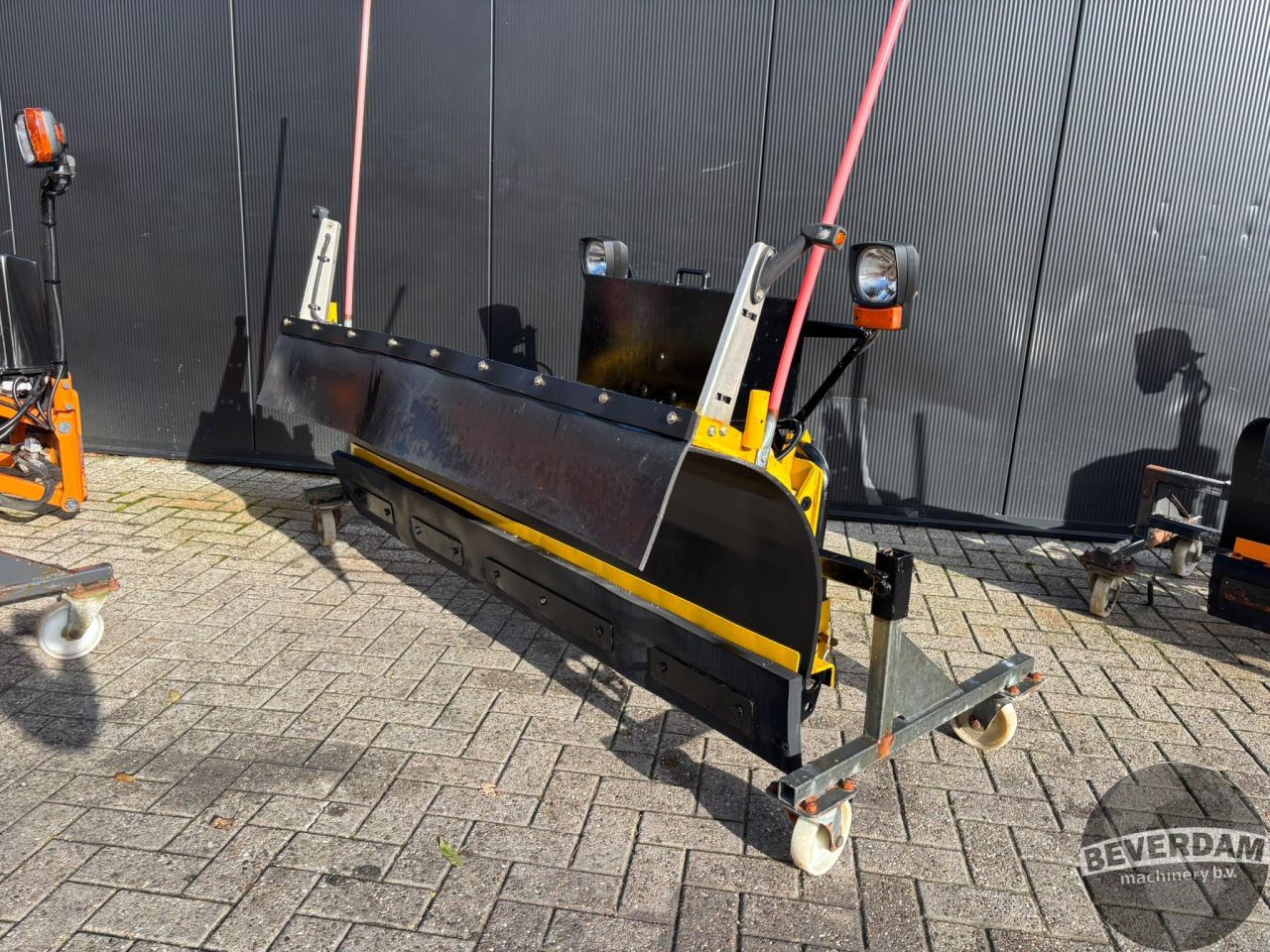 Schuitemaker sneeuwschuiven LMT 20.50