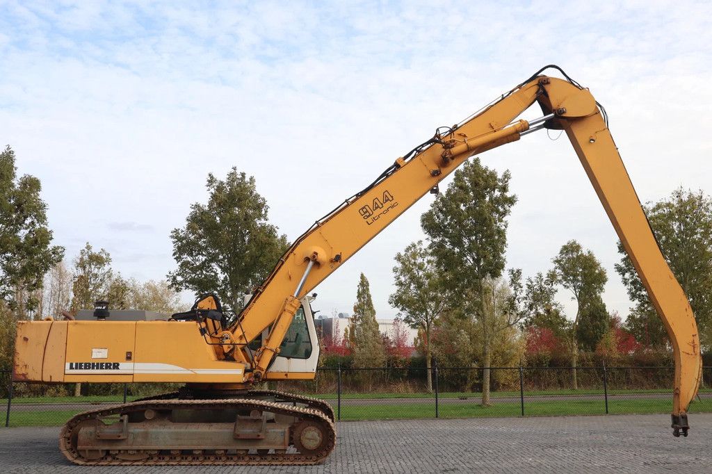 Liebherr R944 B EW | MATERIAL HANDLER | LIFT CAB | AIRCO