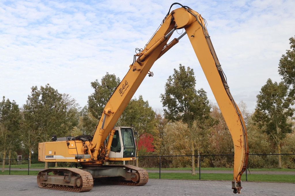 Liebherr R944 B EW | MATERIAL HANDLER | LIFT CAB | AIRCO