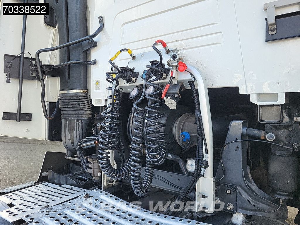 Renault T 520 4X2 T-Rex Edition! High 2x Tanks Standklima Navi ACC 70% Tyres