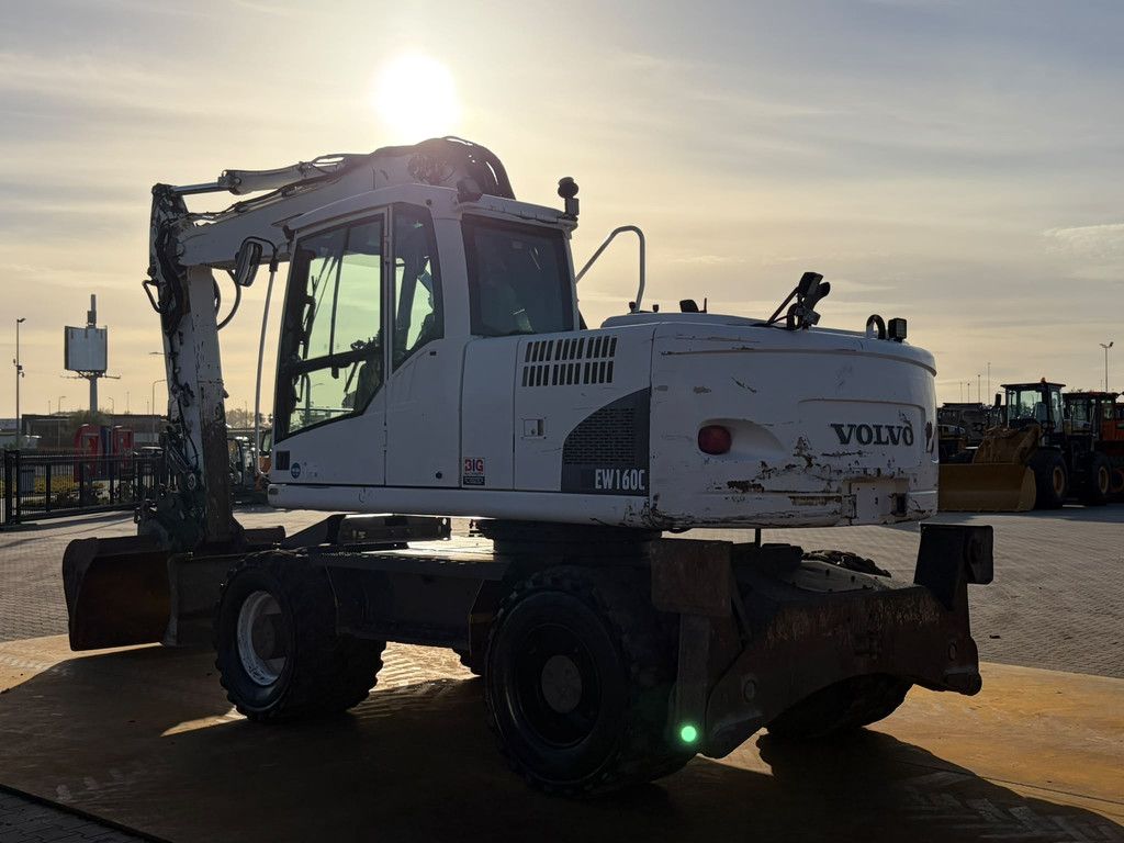 Volvo EW160