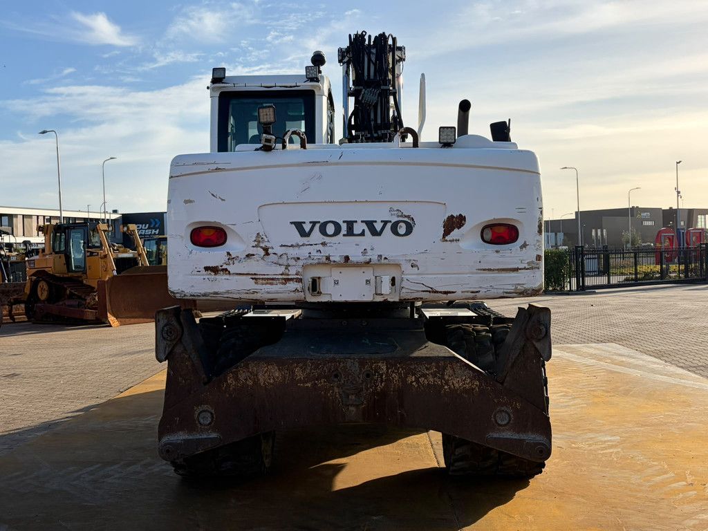 Volvo EW160