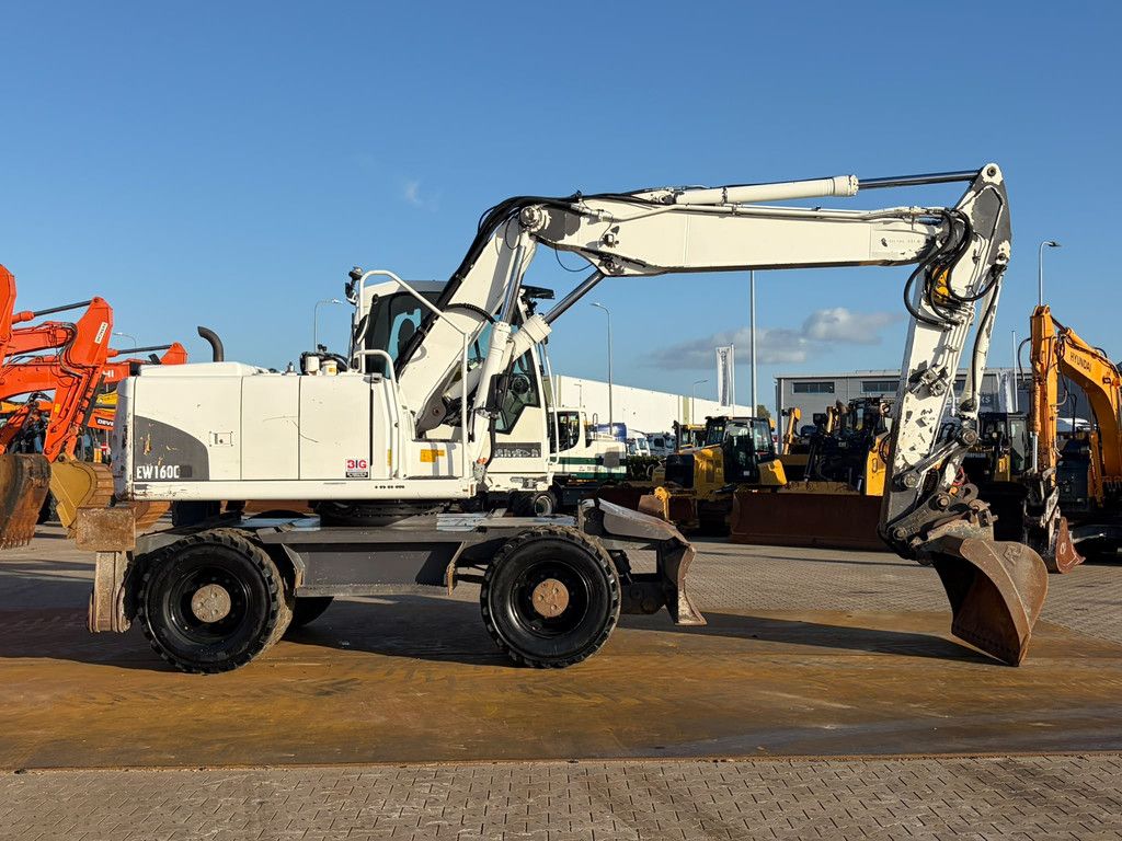 Volvo EW160
