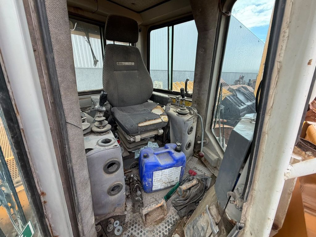 Liebherr PR752 | Spare parts only