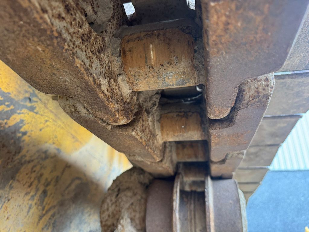 Liebherr PR752 | Spare parts only