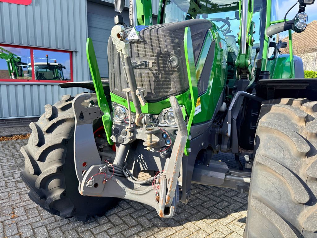 Fendt 313 Vario Gen 4 FendtOne + Cargo 4x75