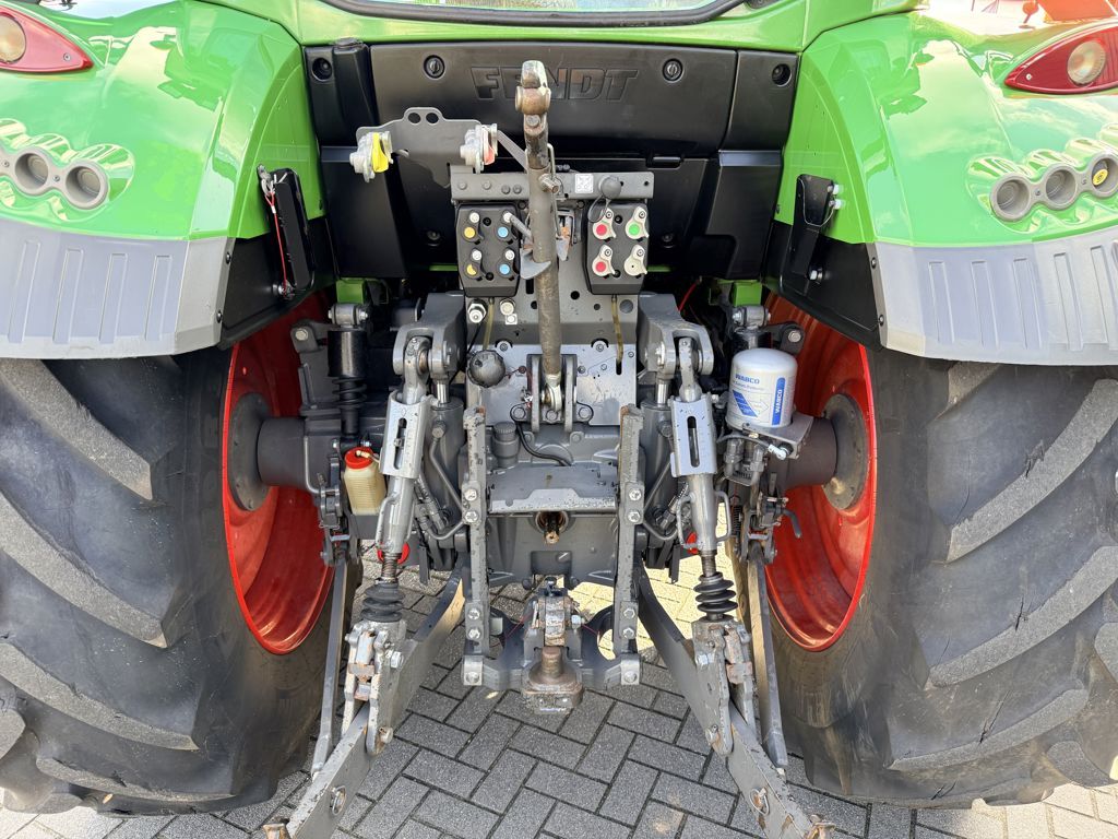 Fendt 313 Vario Gen 4 FendtOne + Cargo 4x75