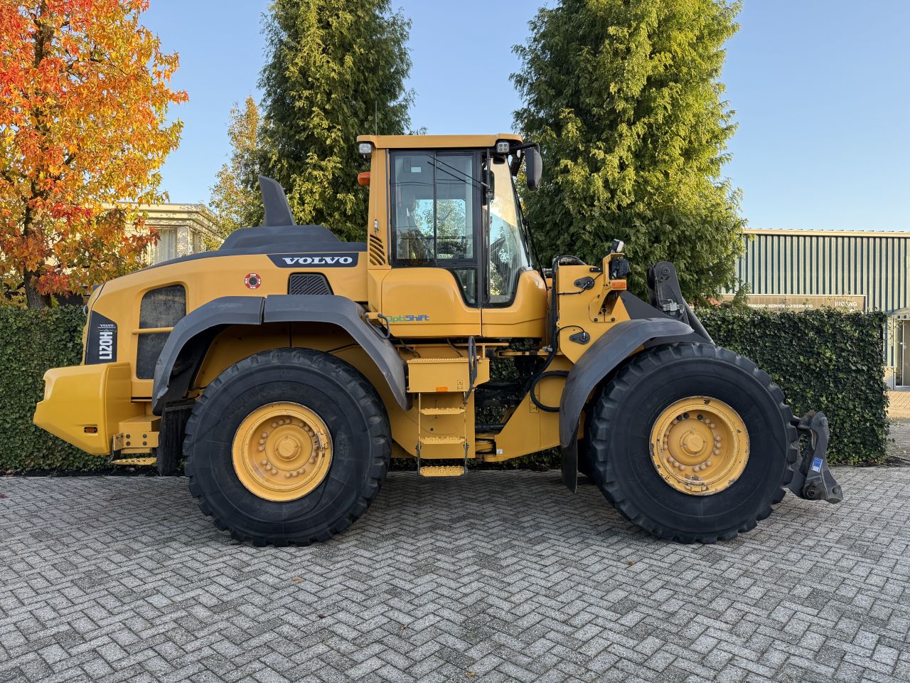 VOLVO L120H ( BJR 2016 ) 9990 UREN