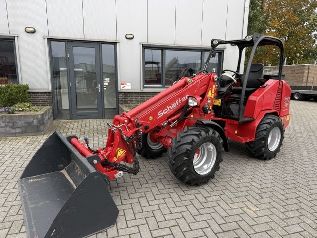 Schaffer 4560T bj14 4300u Telescoop Shovel Kniklader 3.8m Hef