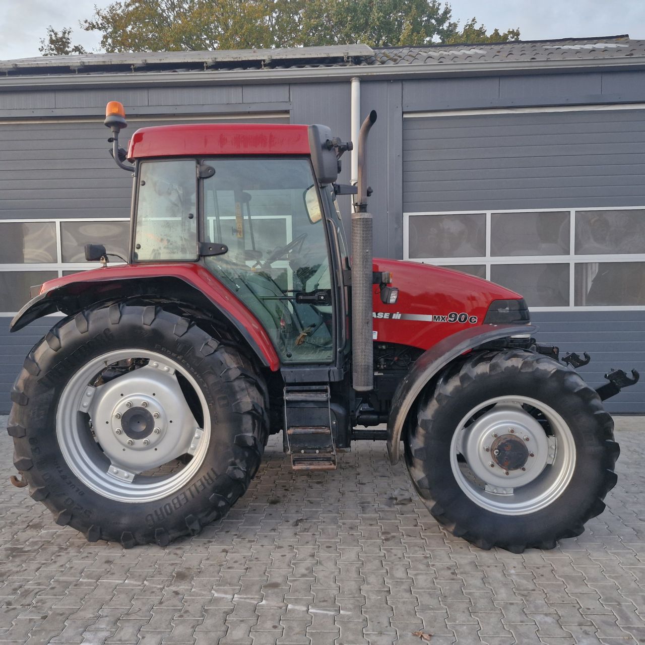 Case mx 90 C tractor
