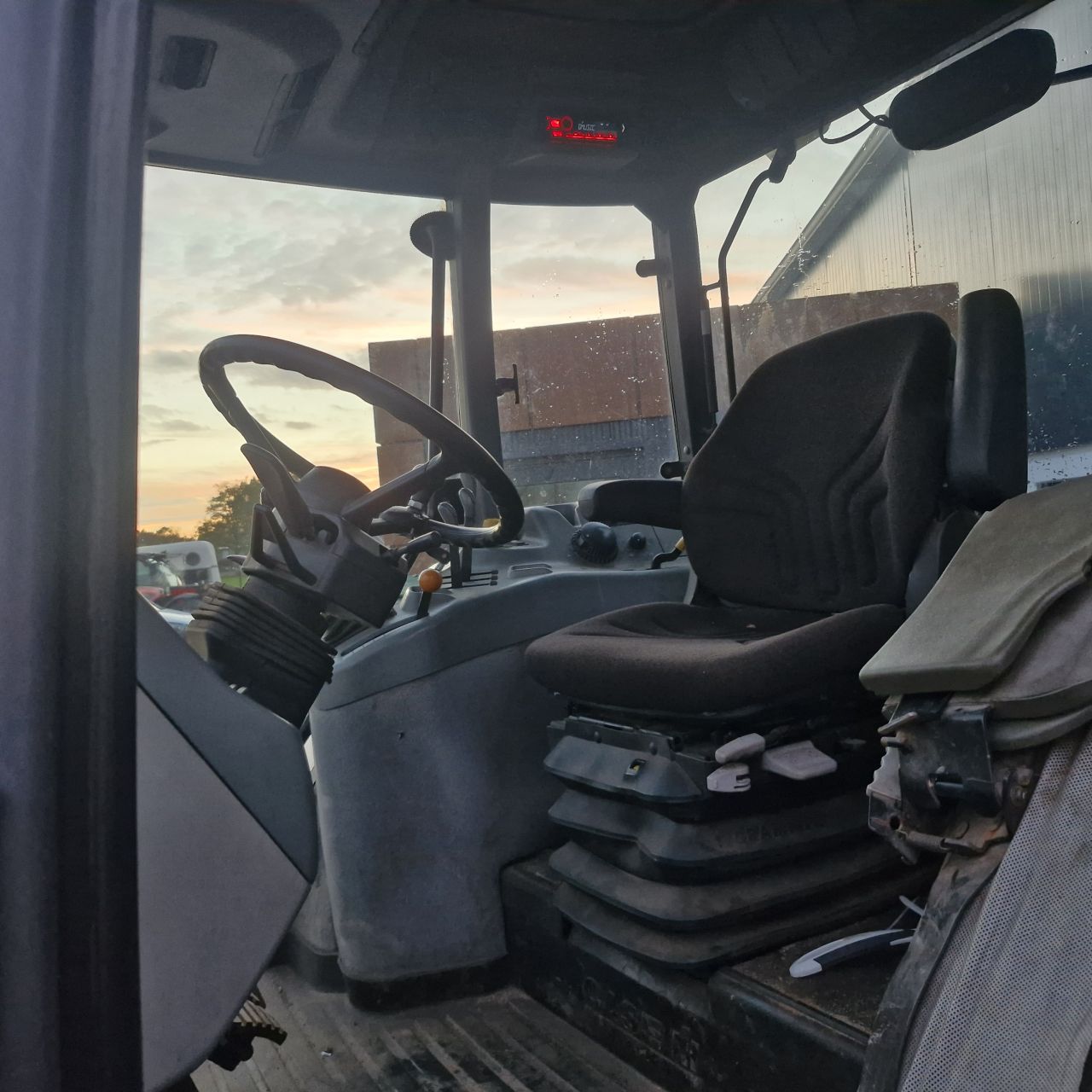 Case mx 90 C tractor