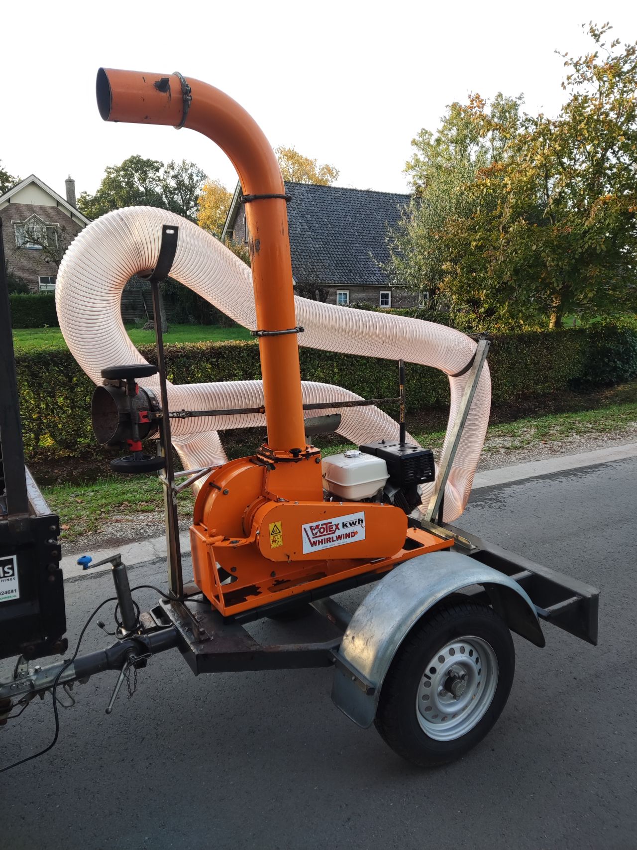 VOTEX bladzuiger / truckloader (type 525, Honda, 5 meter slang)