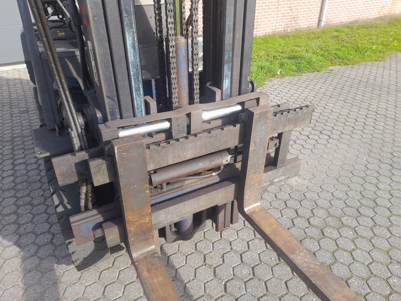 Komatsu FG25 LPG heftruck versnellingsbak defect