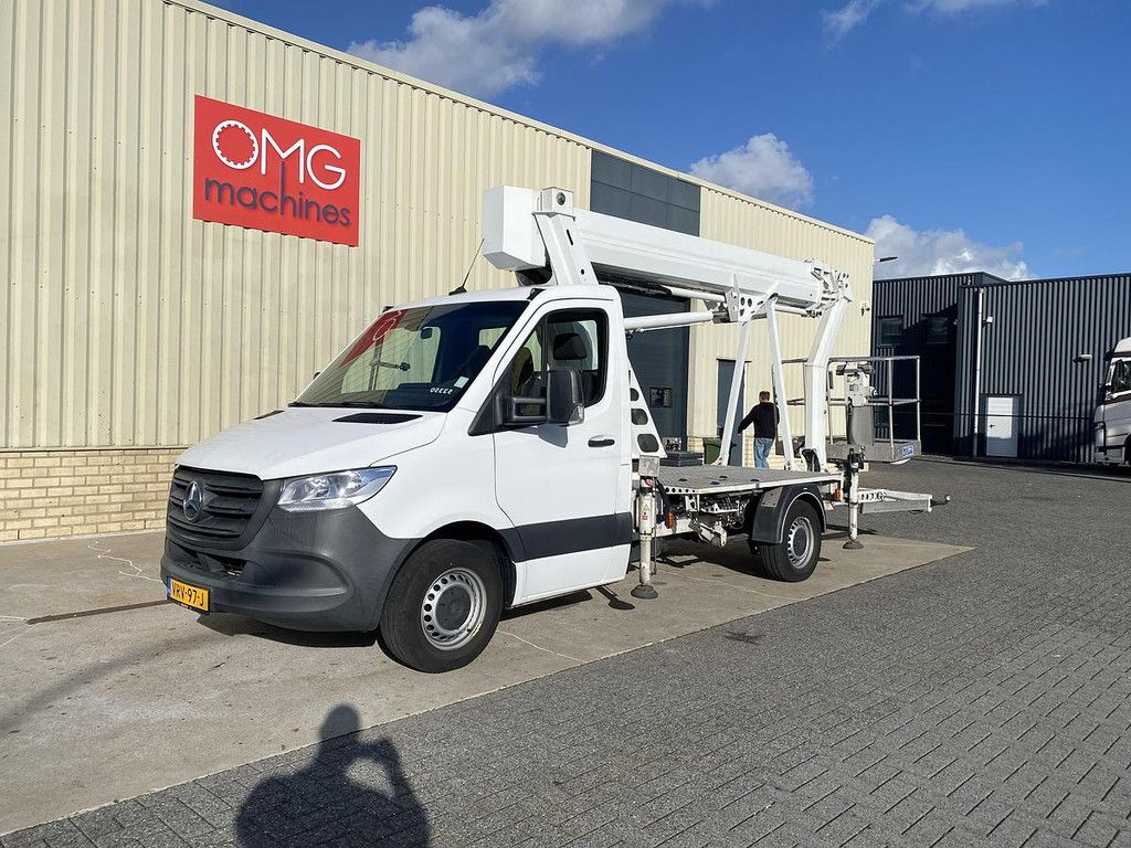 2022 CMC PLJ22, Auto hoogwerker