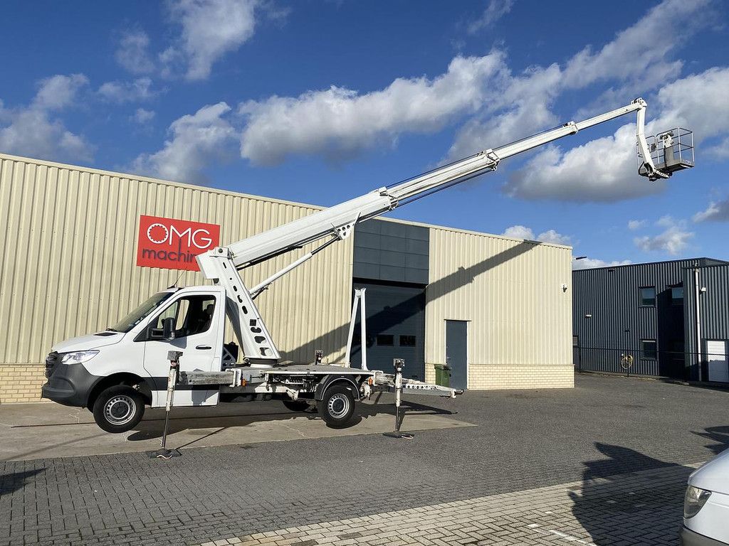 2022 CMC PLJ22, Auto hoogwerker