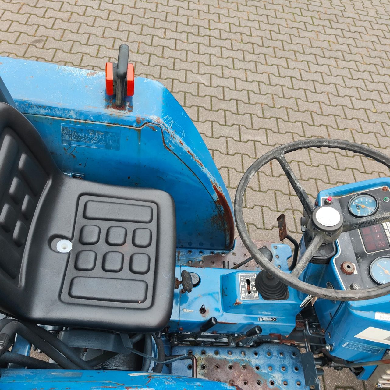 Iseki TU1700 4WD 3550,- MARGE!