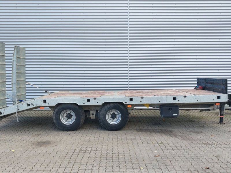 Hummel LWB44120