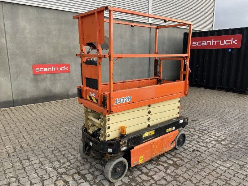 JLG 1932R