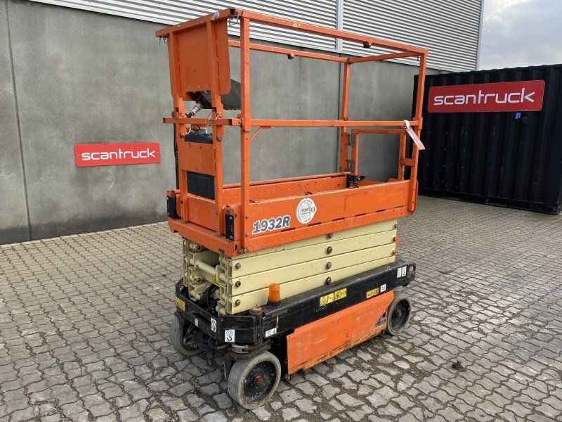 JLG 1932R