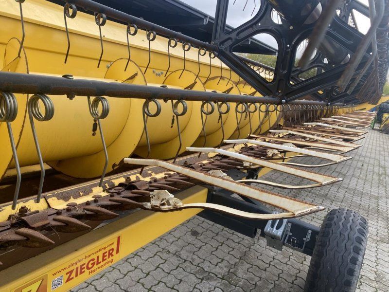 New Holland 30 FOD VARIFEED
