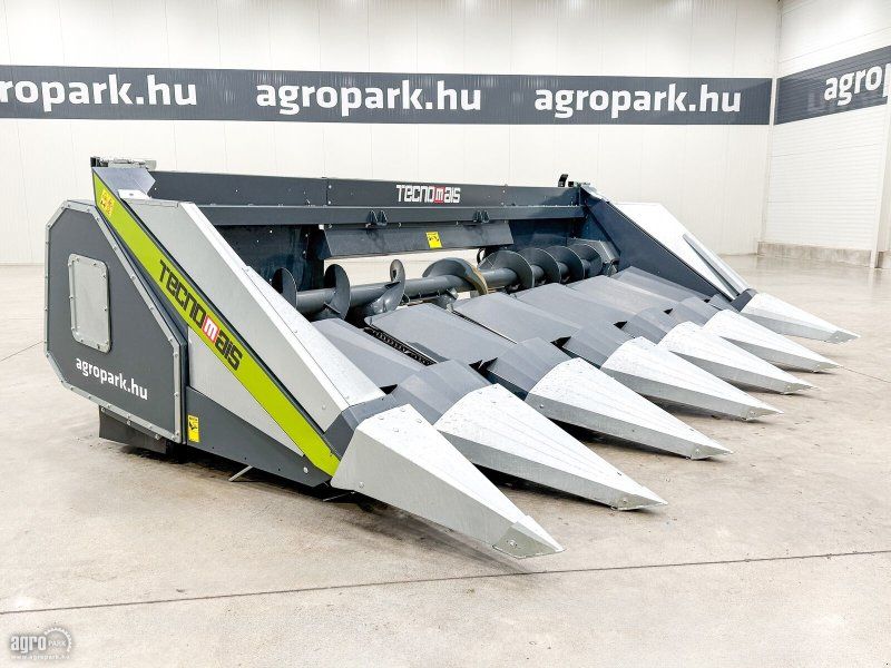 Tecnomais TM3 6R 6 row (75 cm), rigid corn header for Claas Tucano and L