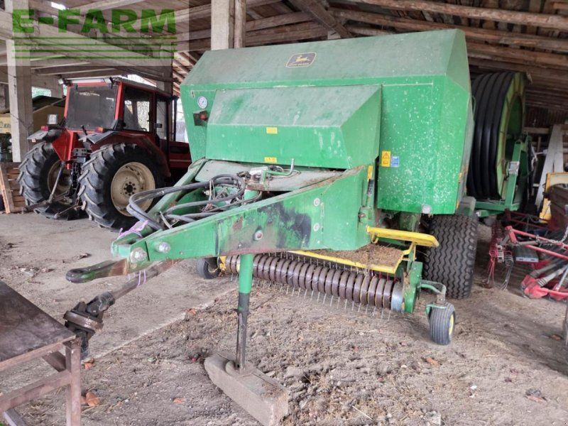 John Deere 690