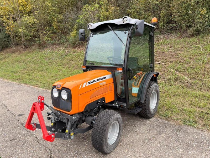 Massey Ferguson 1525