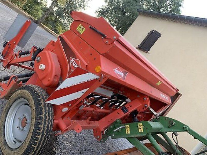 Kuhn PREMIA 300