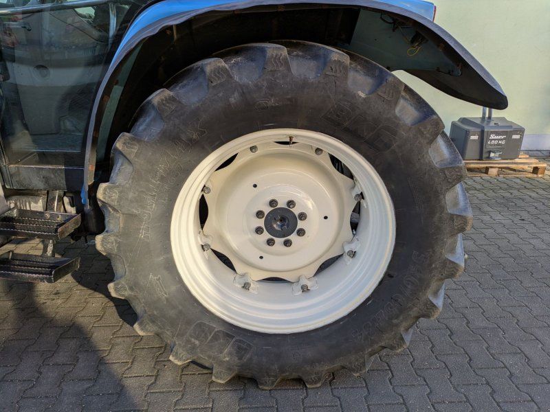 New Holland TL 100