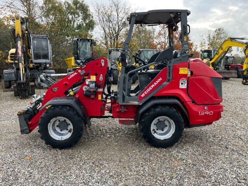 Weidemann 1390