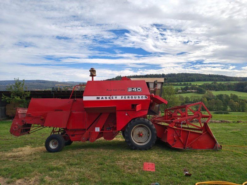 Massey Ferguson 240