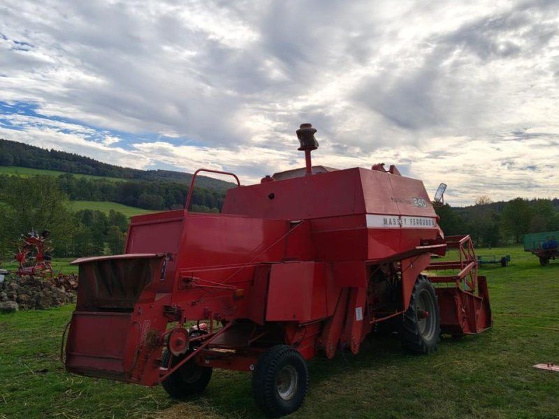 Massey Ferguson 240