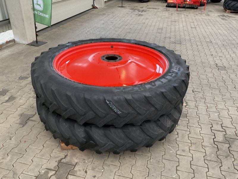 Alliance 320/90R50
