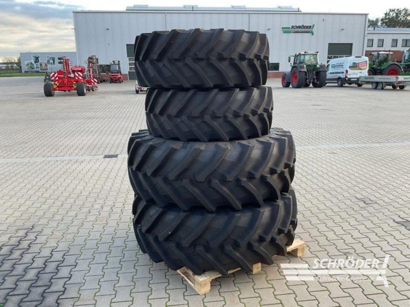 Trelleborg 2X 440/65 R24 / 2X 540/65 R34