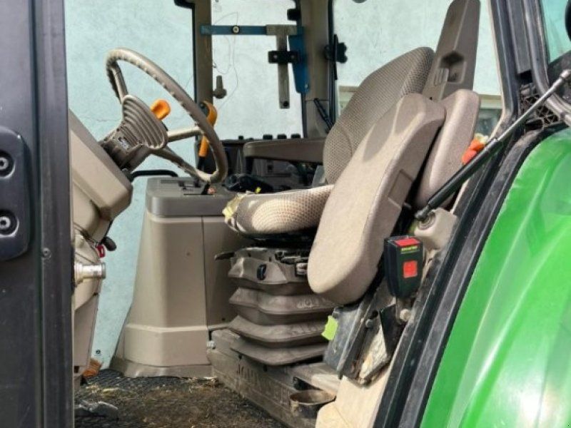 John Deere 6125M