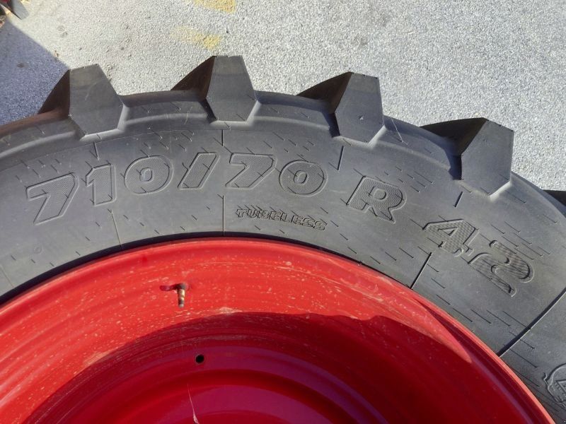 Trelleborg 600/70 R30 + 710/70 R42