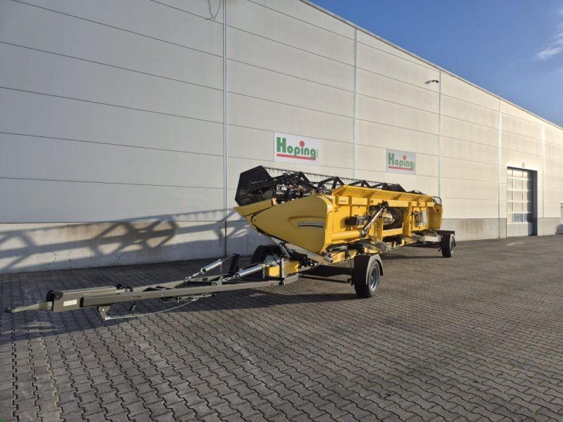 New Holland Varifeed HD  9,10 m mit Ziegler-Schneidwerkswagen