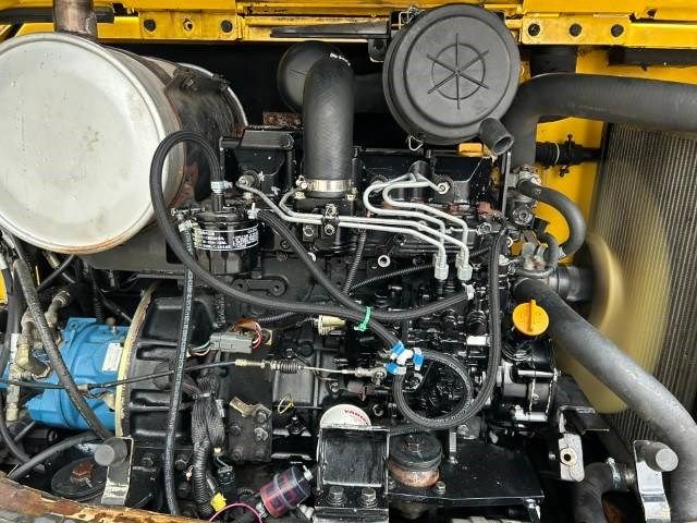 Hyundai Robex 55-7
