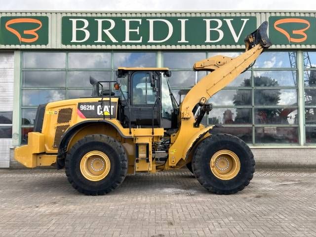 CAT 962 M