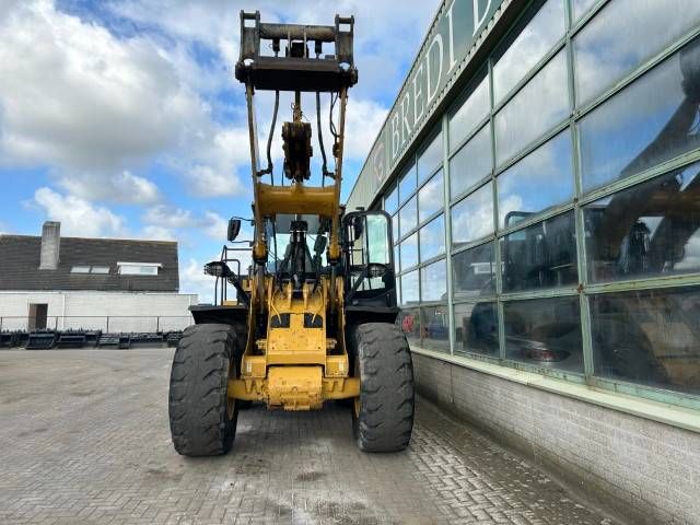 CAT 962 M