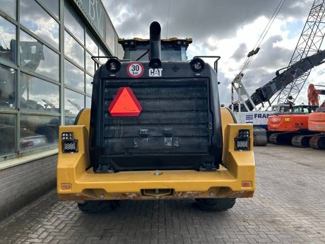 CAT 962 M
