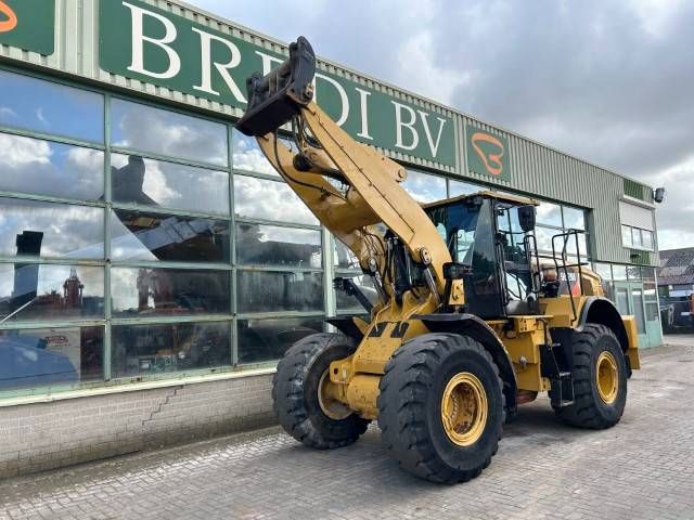CAT 962 M