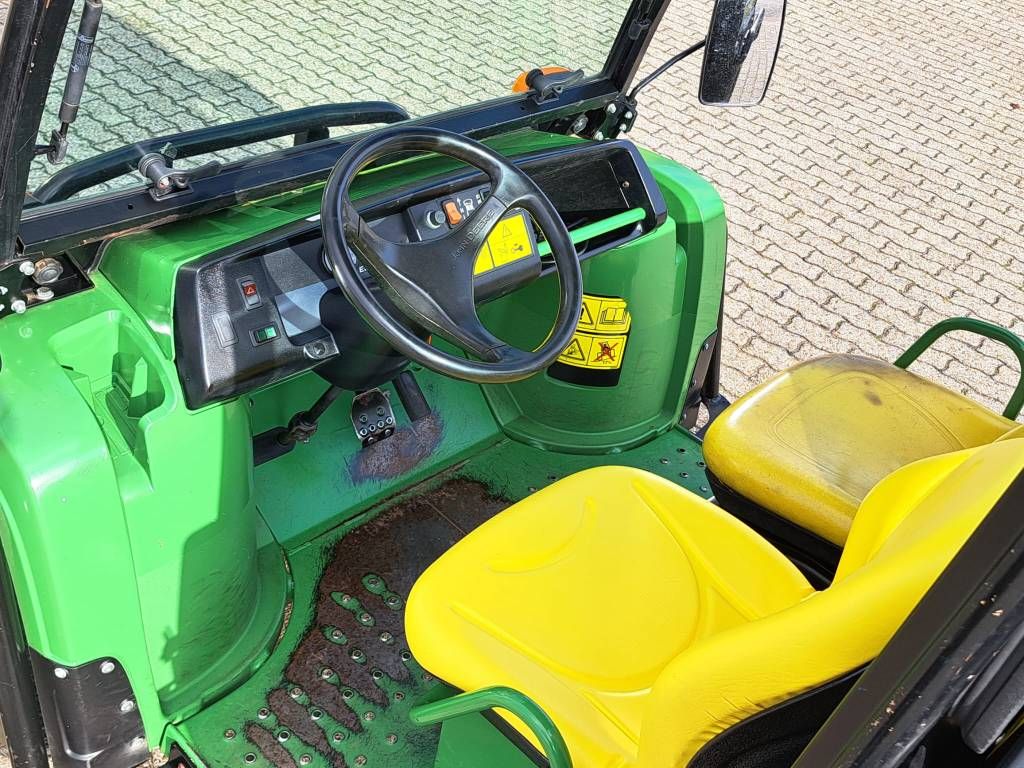 John Deere TE 4x2 Electric